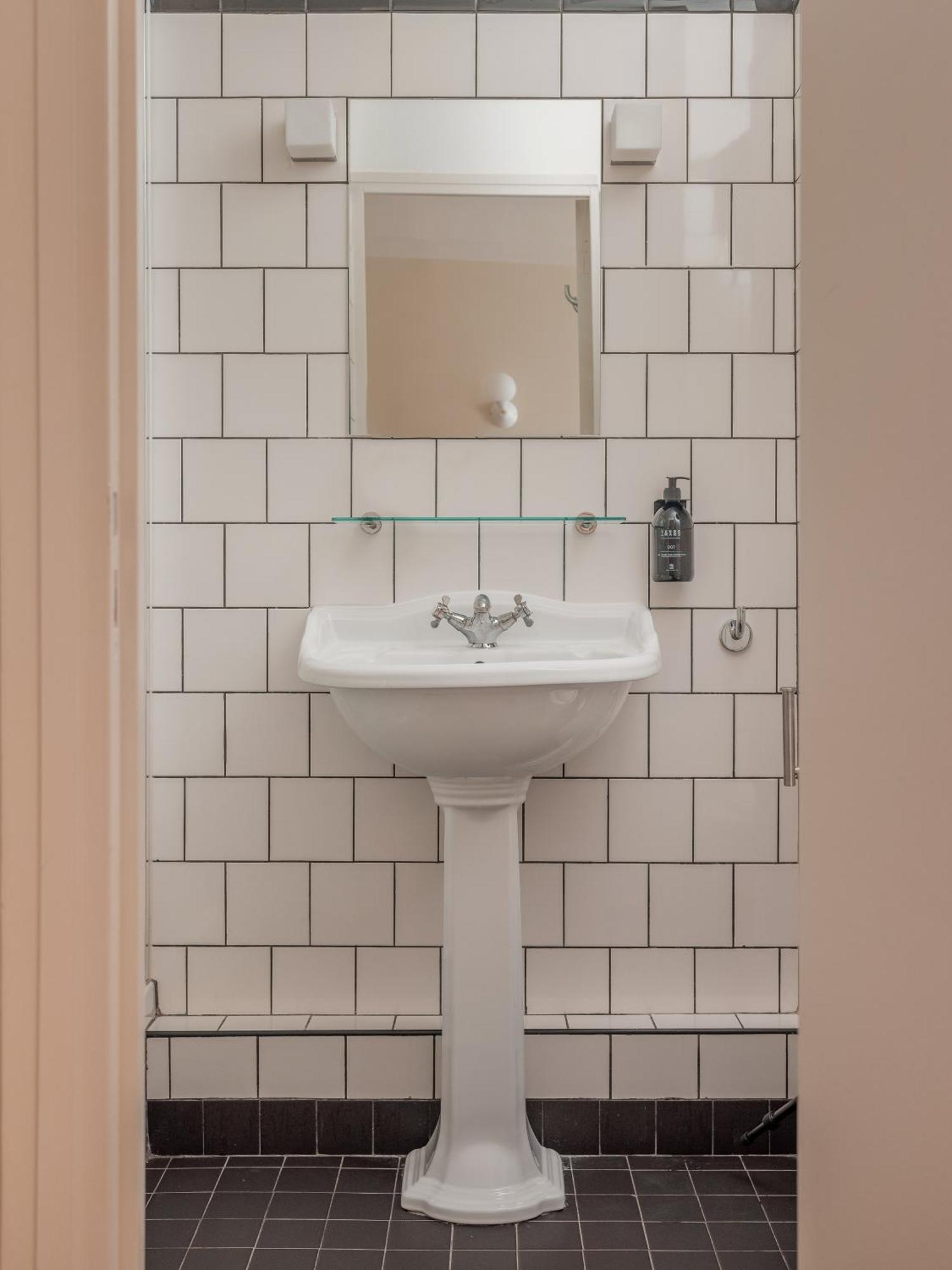 Hotel Basss Париж Экстерьер фото